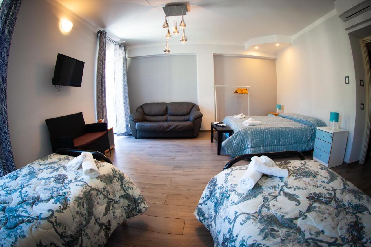 B&B La Torreマラテーア エクステリア 写真